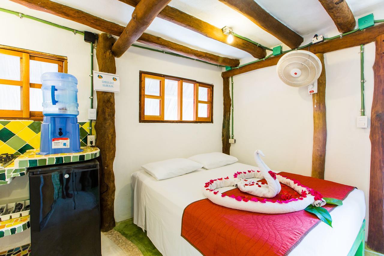 Cabanas Ida Y Vuelta Isola Holbox Esterno foto