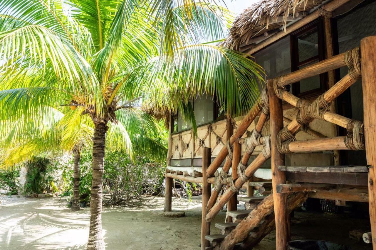 Cabanas Ida Y Vuelta Isola Holbox Esterno foto