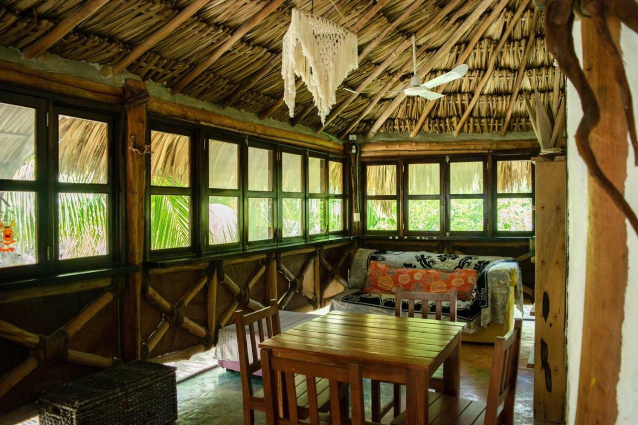 Cabanas Ida Y Vuelta Isola Holbox Esterno foto